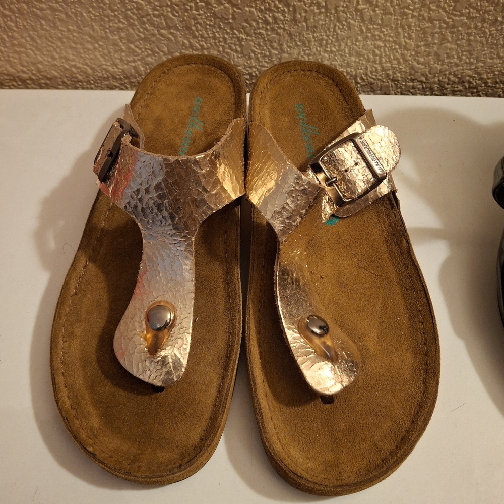Womens Size 38/7.5 New Metallic Sandals with Buckle Beach Summer